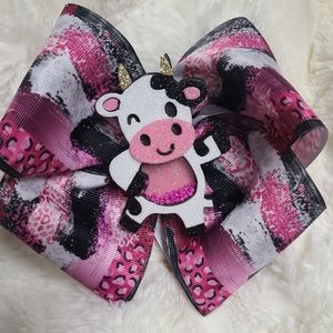 Cow jumbo hair bow- $6 each or 4 for $20 reposh bows